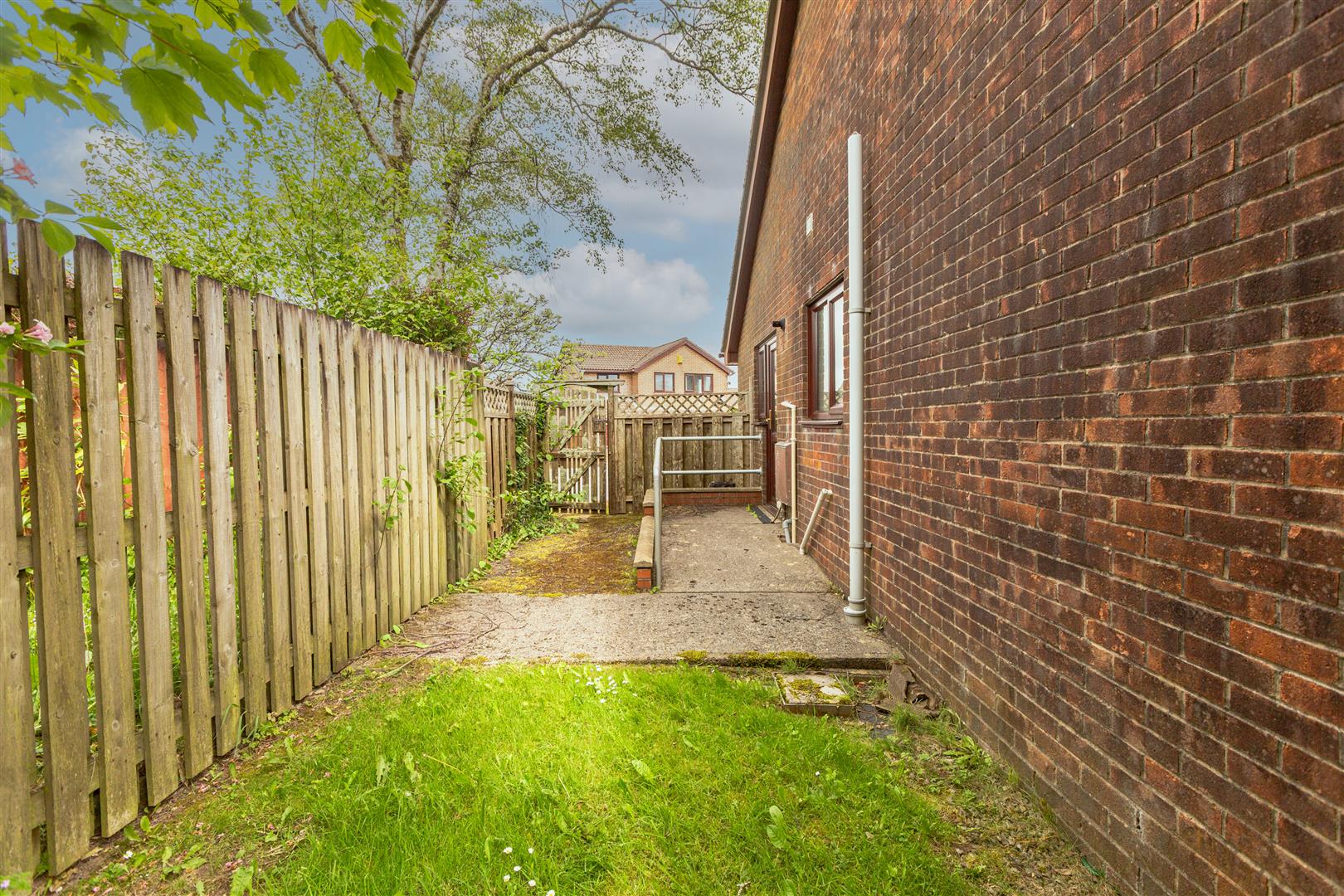 Y Llwyni, Llangyfelach, Swansea, SA6 6BL